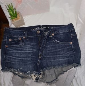 American Eagle Outfitters cut-off jean shorts